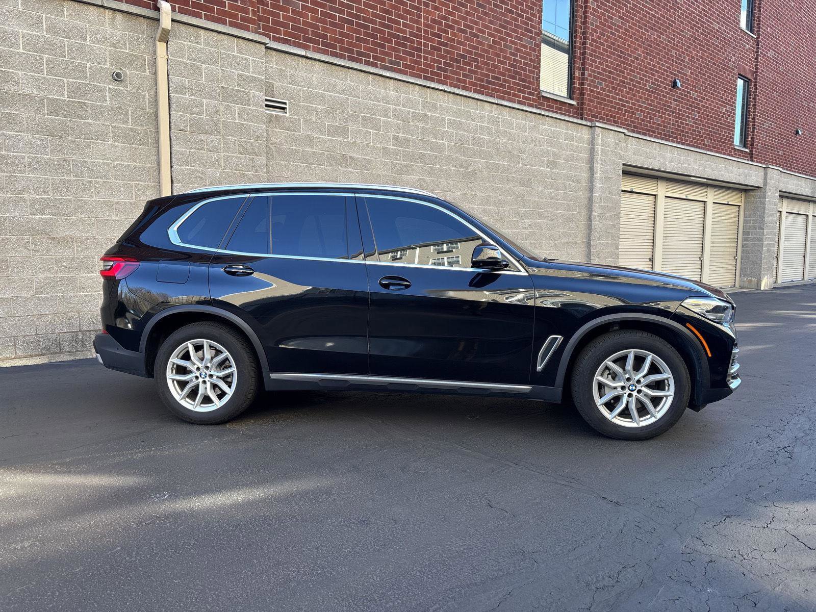 Used 2020 BMW X5 xDrive40i w/ Convenience Package image 2