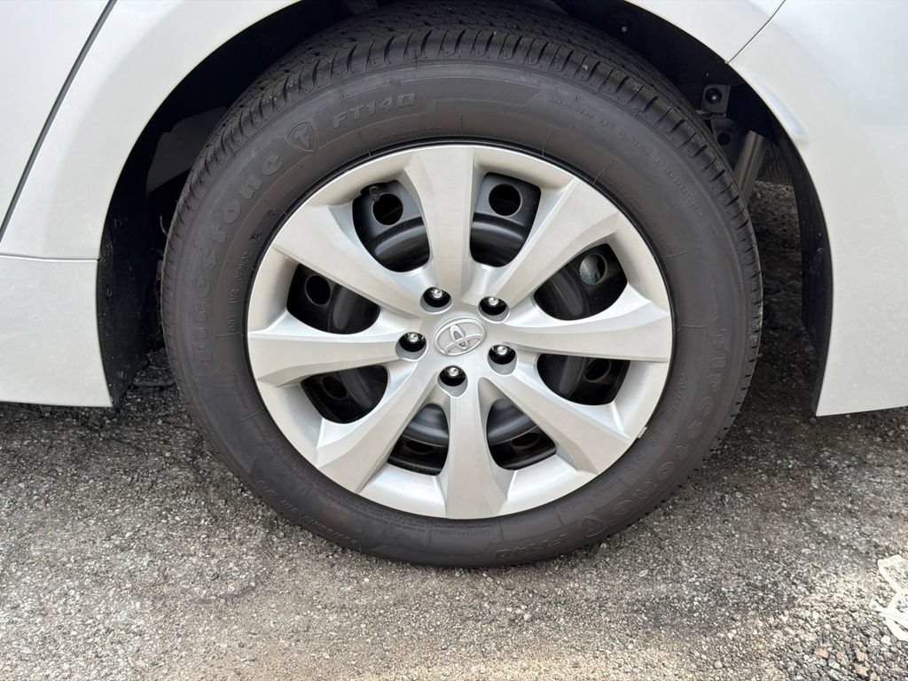 Used 2026 Toyota Corolla LE FWD image 23