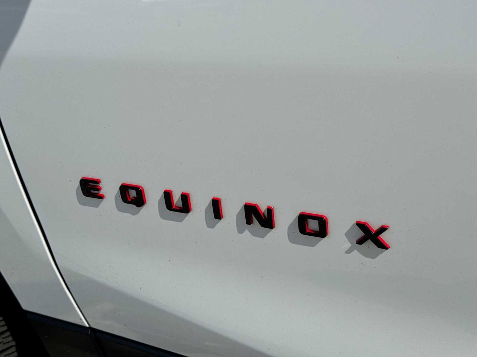Used 2020 Chevrolet Equinox Premier w/ Premier Redline Edition FWD image 12