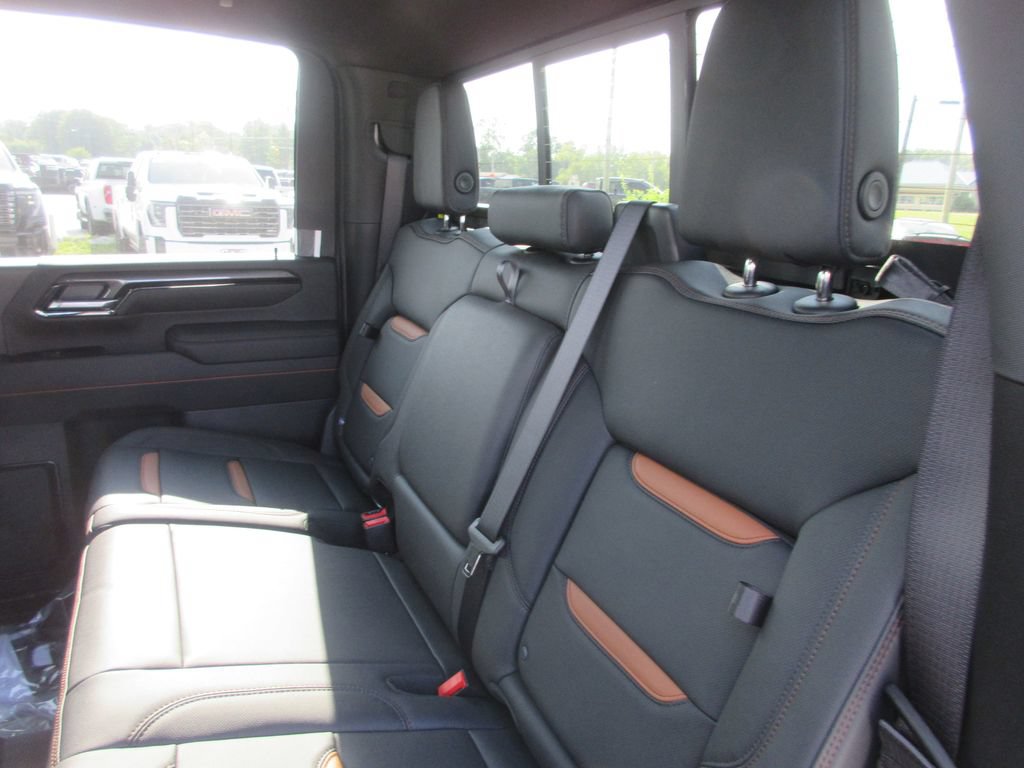 New 2026 GMC Sierra 2500 AT4 w/ AT4 Premium Plus Package AWD/4WD image 14