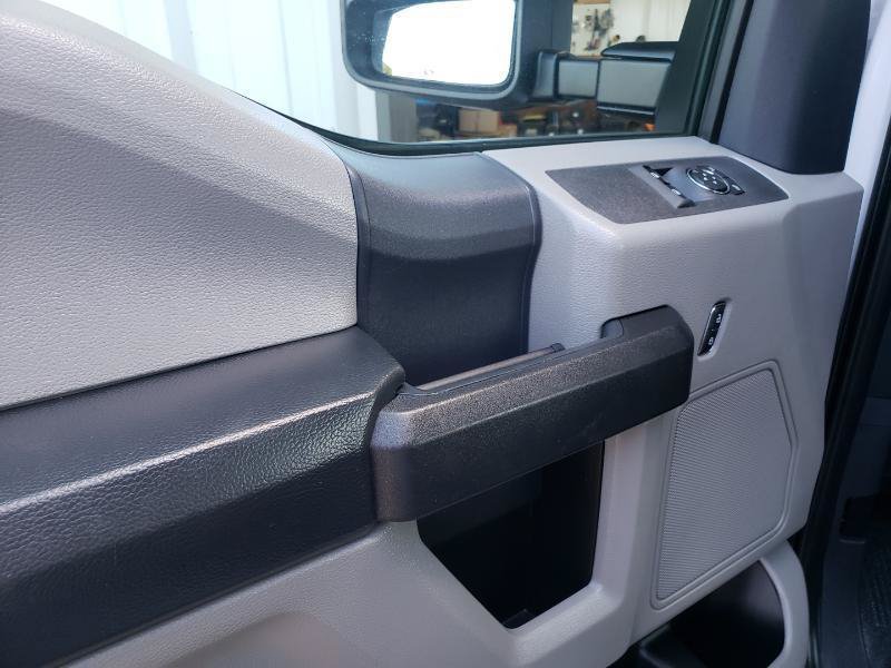 Used 2022 Ford F250 XL w/ Power Equipment Group RWD image 20