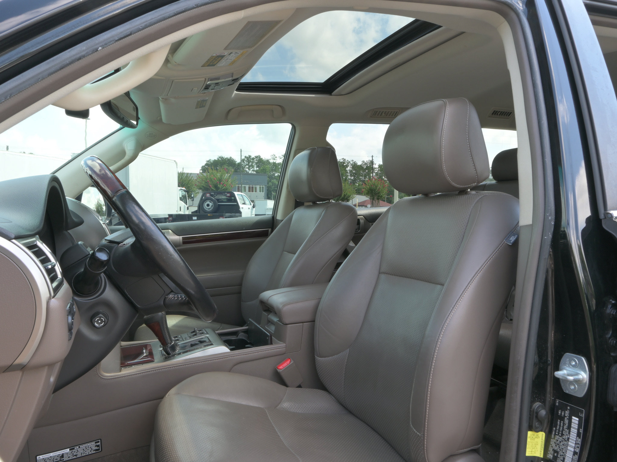 Used 2017 Lexus GX 460 Luxury AWD/4WD image 9
