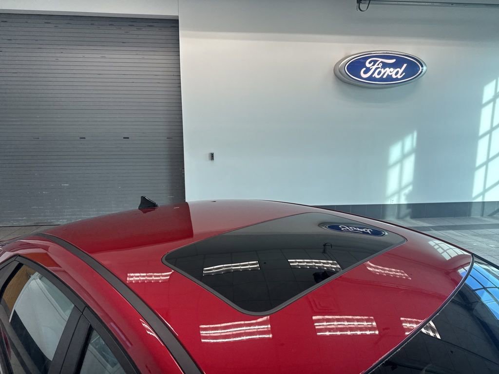 Used 2021 Hyundai Elantra Limited w/ Cargo Package image 27