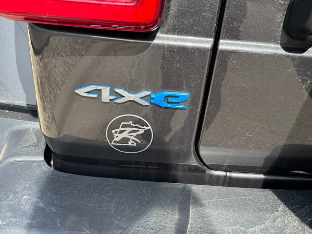 Used 2021 Jeep Wrangler Unlimited Sahara image 38