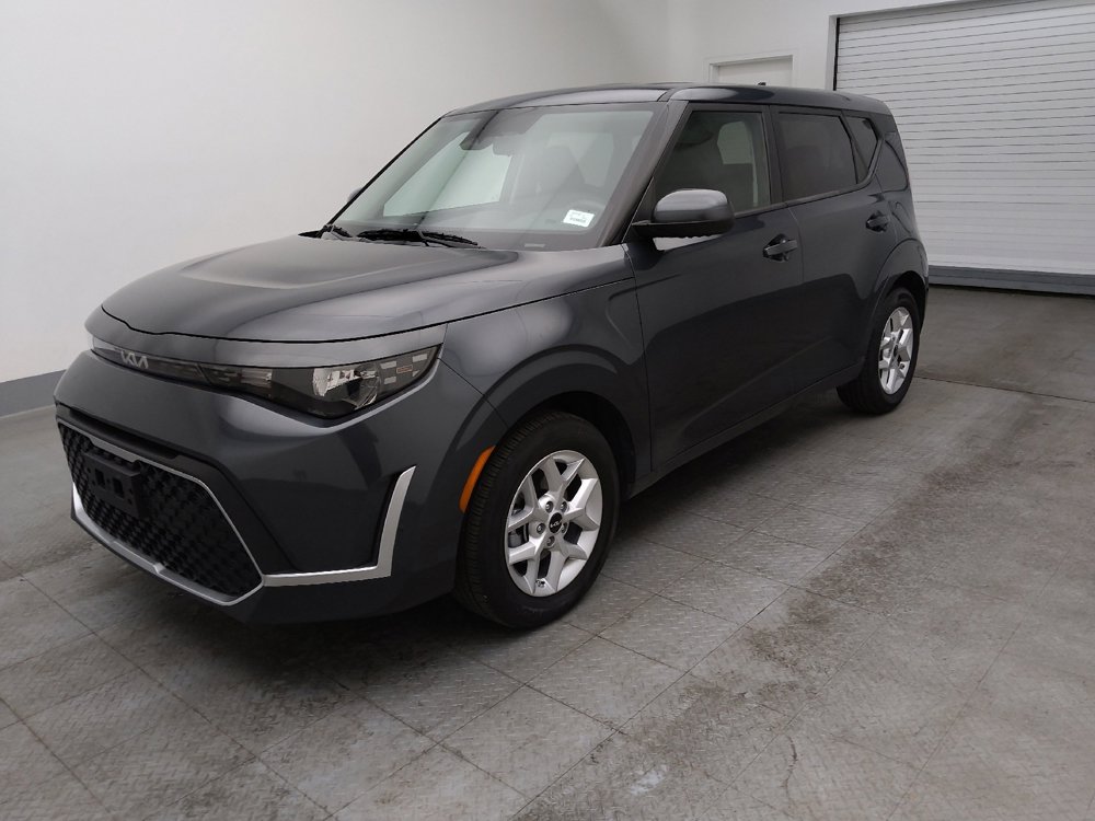 Used 2024 Kia Soul LX w/ LX Technology Package image 2
