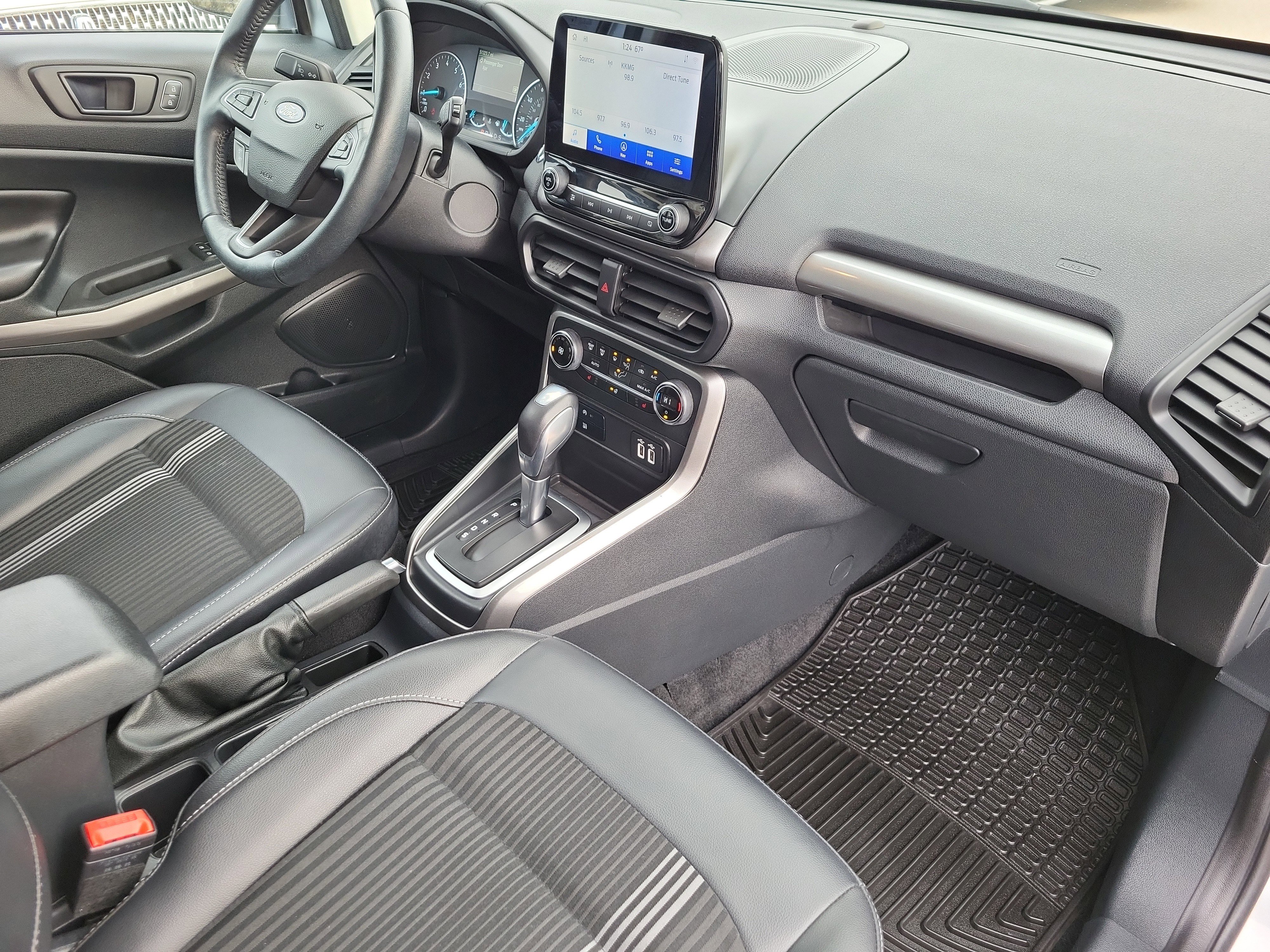 Used 2020 Ford EcoSport SES w/ SES Black Appearance Package image 14