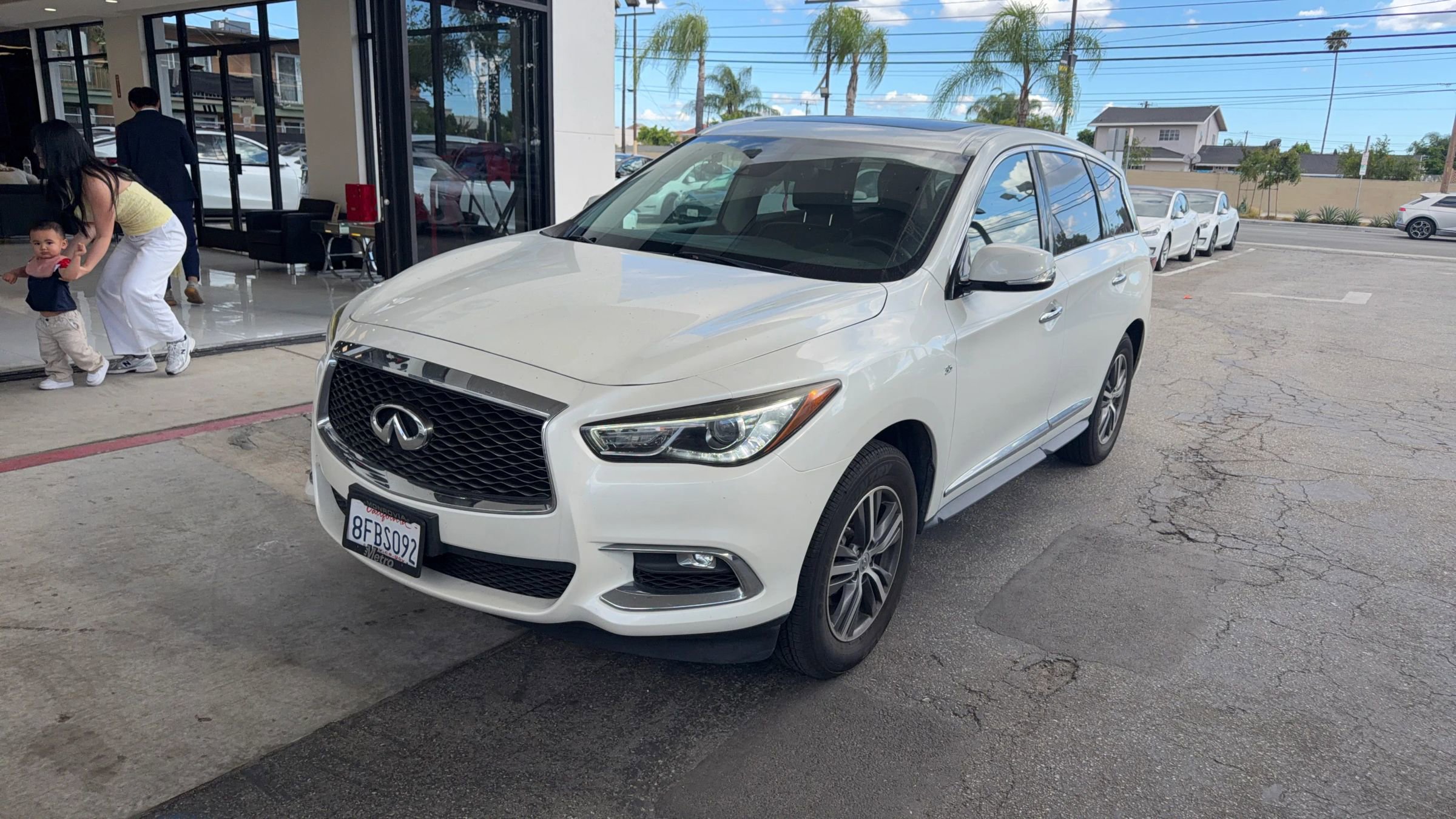 Used 2019 INFINITI QX60 Pure image 1