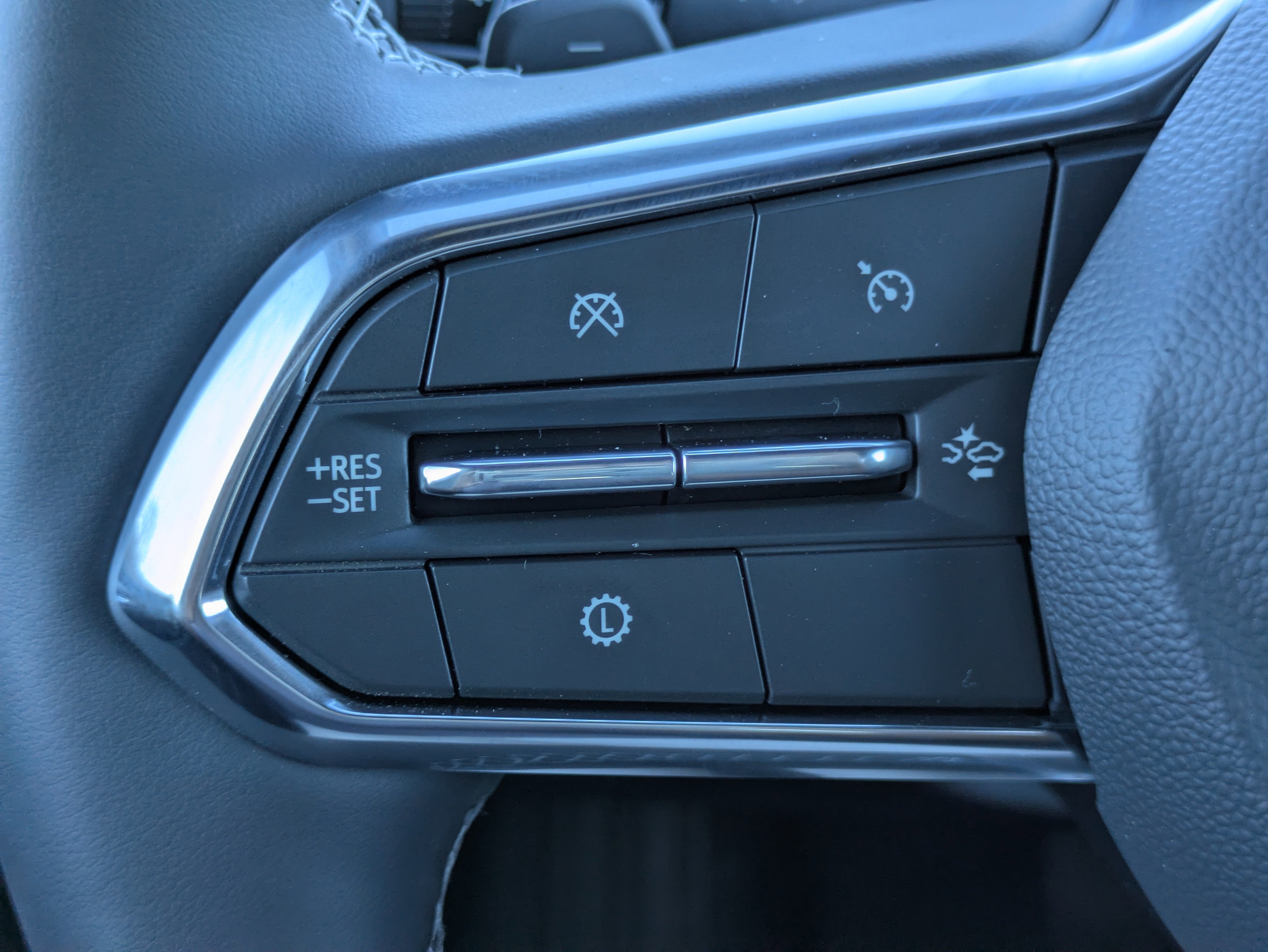 New 2026 Chevrolet Traverse LT image 17