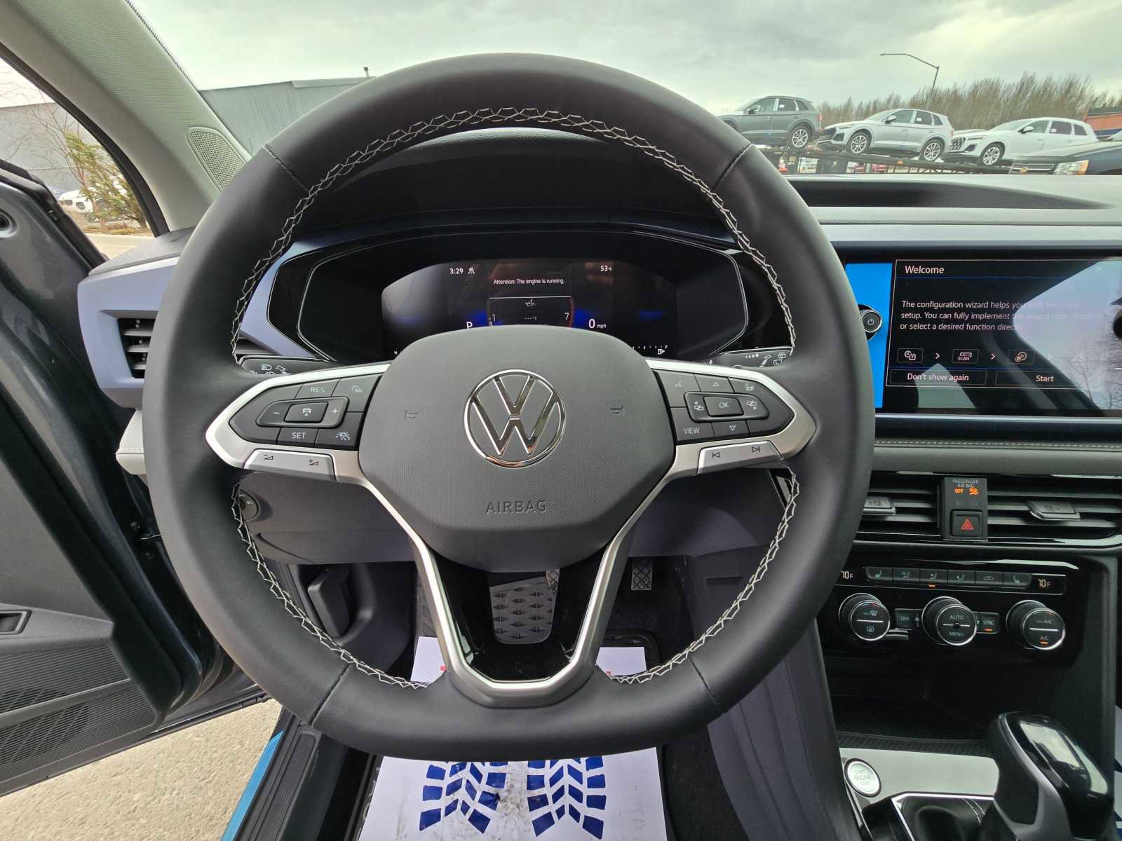 New 2024 Volkswagen Taos SE image 25