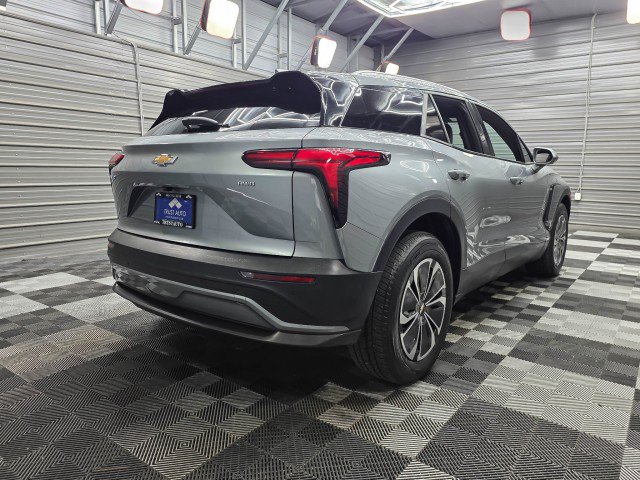 Used 2024 Chevrolet Blazer EV LT AWD/4WD image 5