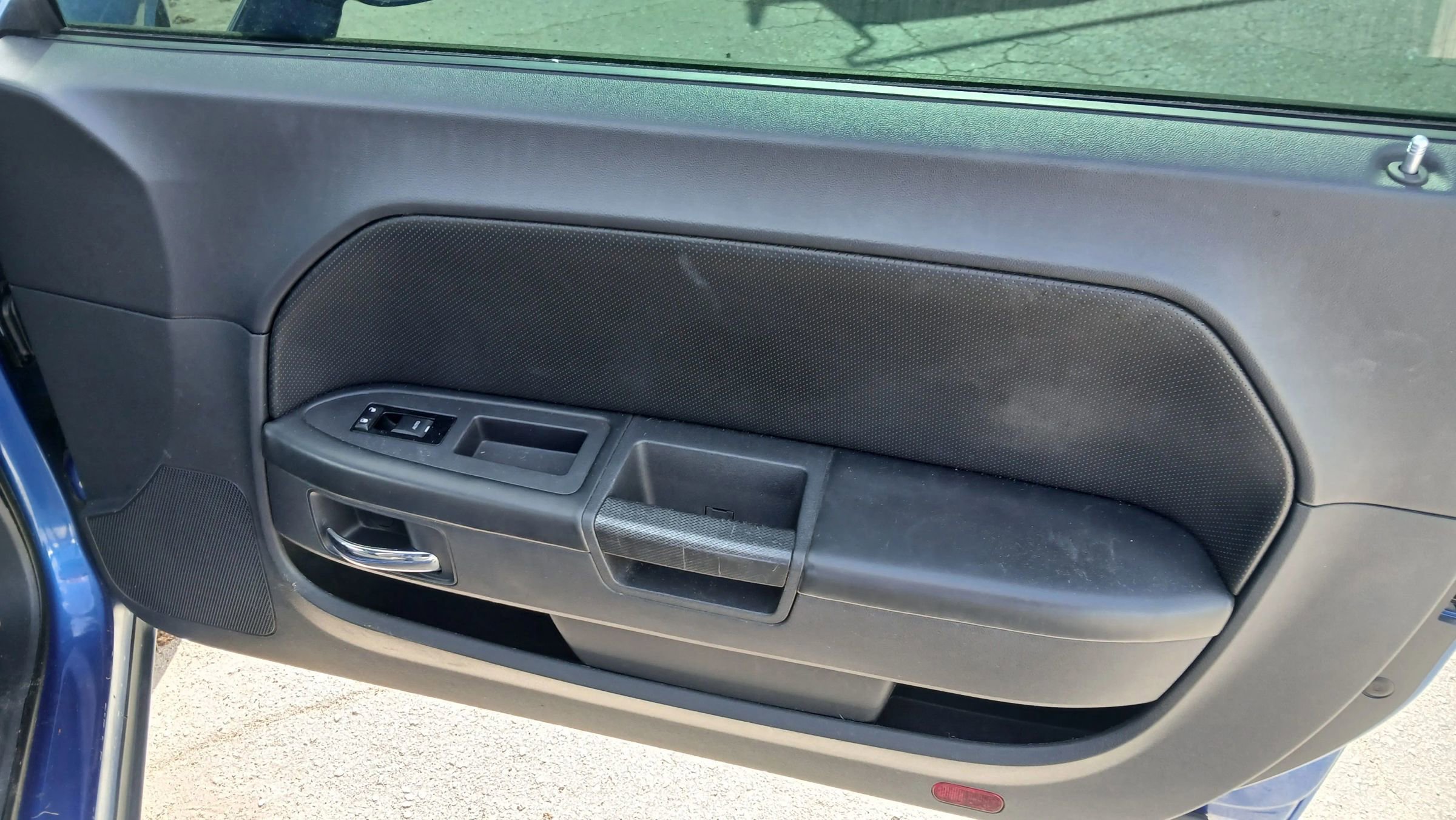 Used 2012 Dodge Challenger R/T RWD image 17