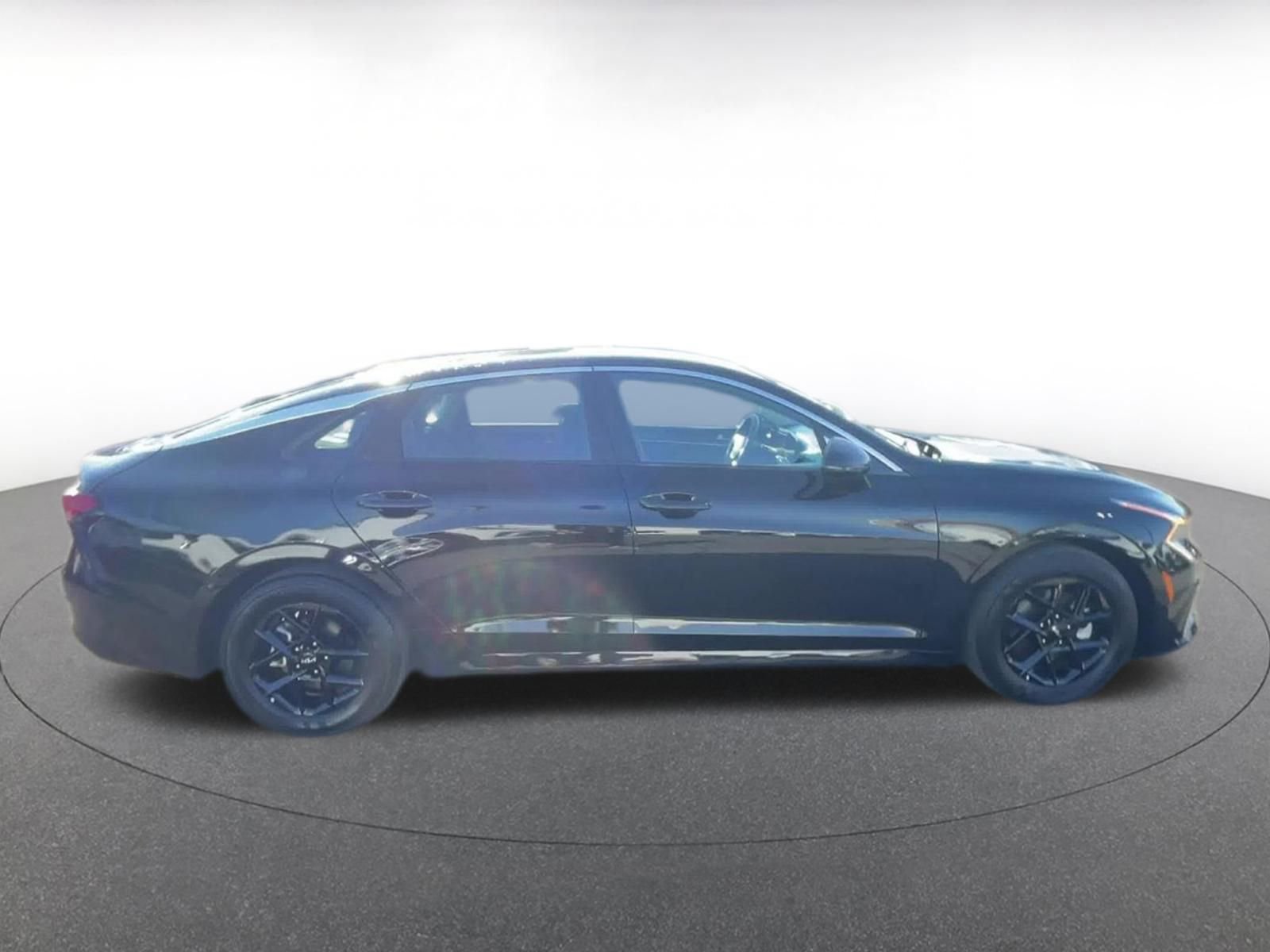 Used 2021 Toyota Camry SE image 16