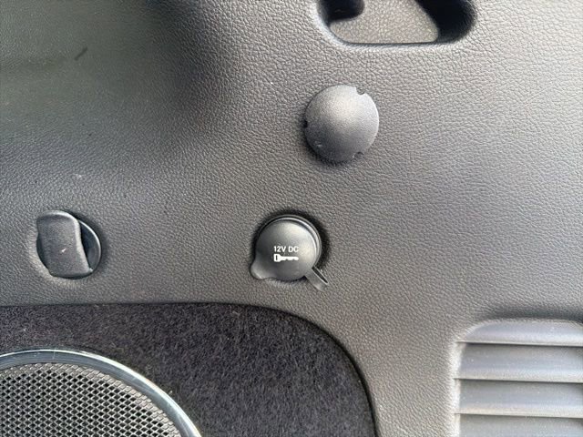 Used 2014 Jeep Grand Cherokee Overland w/ Advanced Technology Group image 12