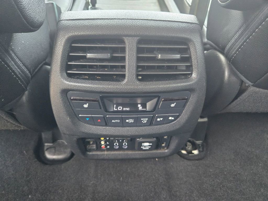 Used 2018 Honda Pilot Elite image 10