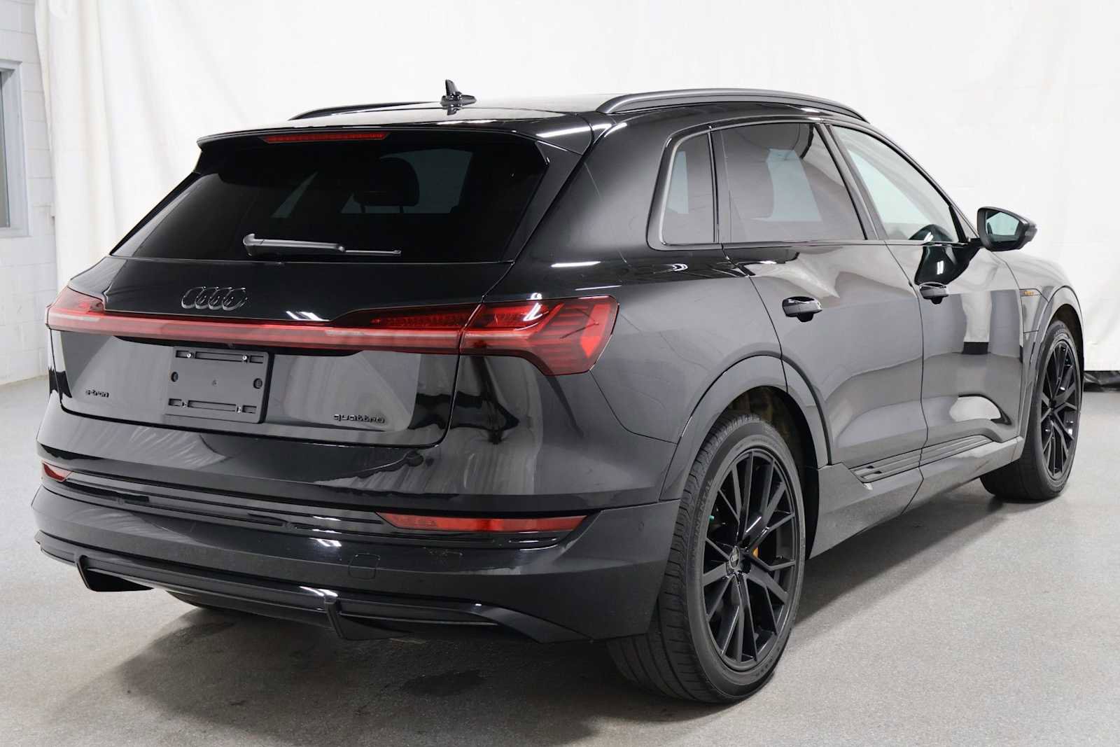 Used 2023 Audi e-tron Chronos w/ Chronos Package AWD/4WD image 9