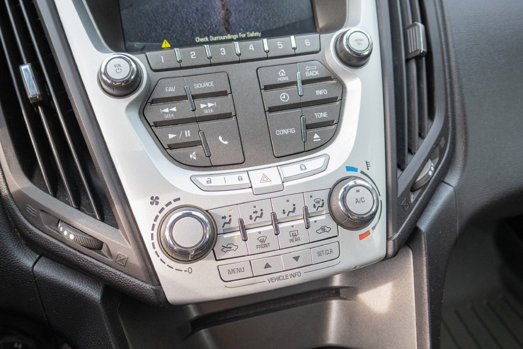 Used 2013 Chevrolet Equinox LT w/ Driver Convenience Package AWD/4WD image 19