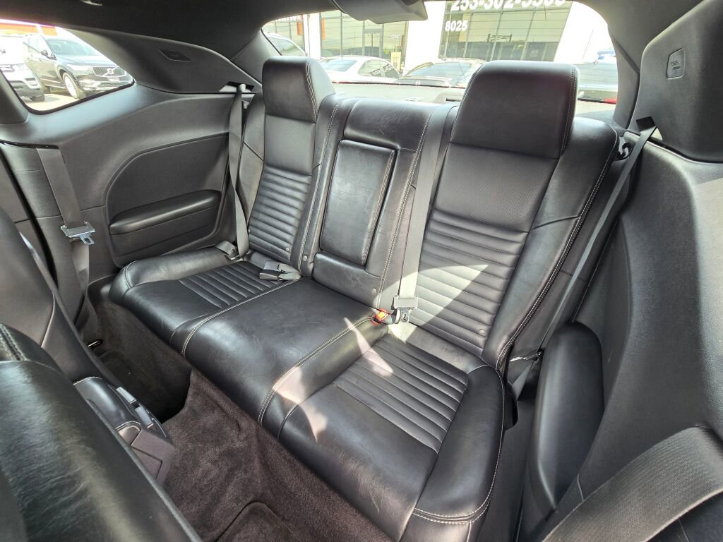 Used 2009 Dodge Challenger R/T RWD image 14
