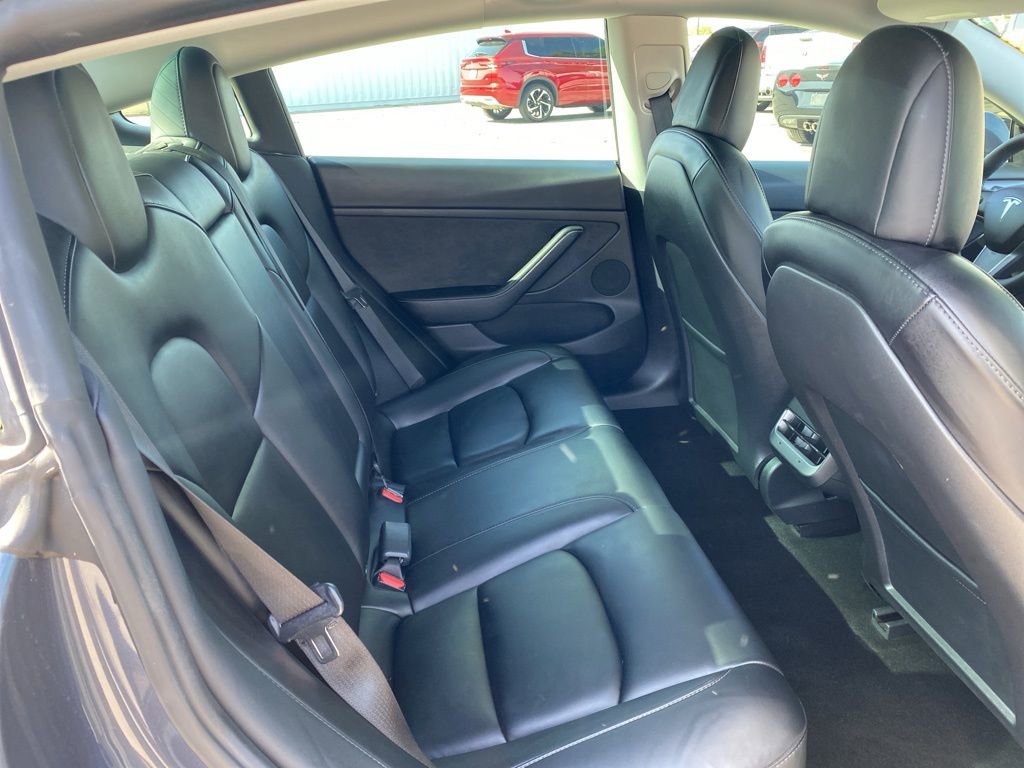 Used 2022 Tesla Model 3 Long Range image 9