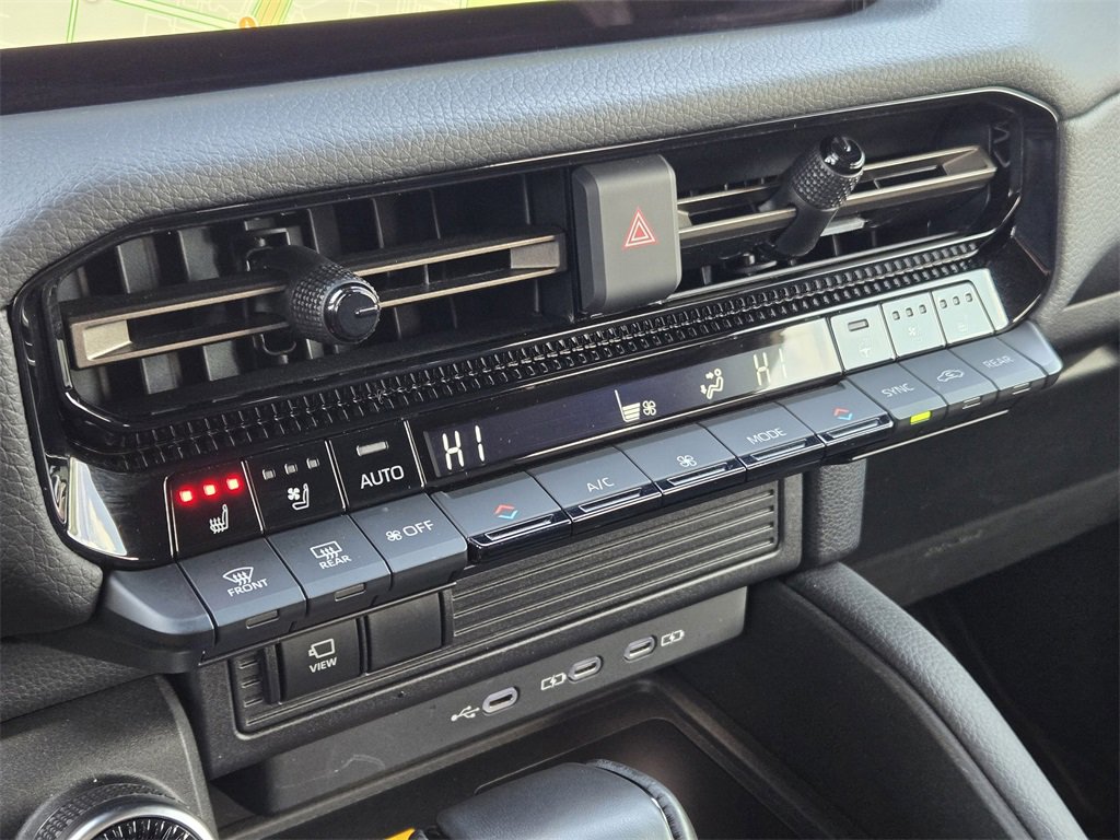 Used 2025 Toyota Land Cruiser image 22