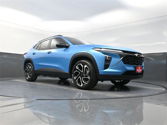 Used 2025 Chevrolet Trax RS w/ Sunroof Package image 30