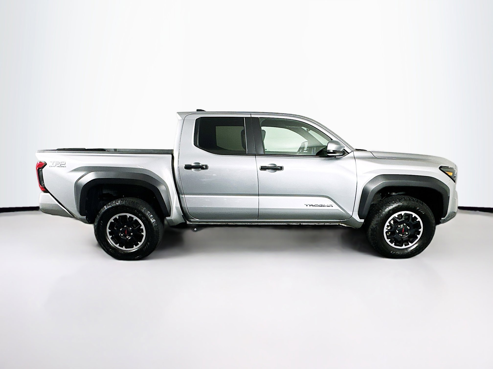 Used 2025 Toyota Tacoma TRD Off-Road AWD/4WD image 10