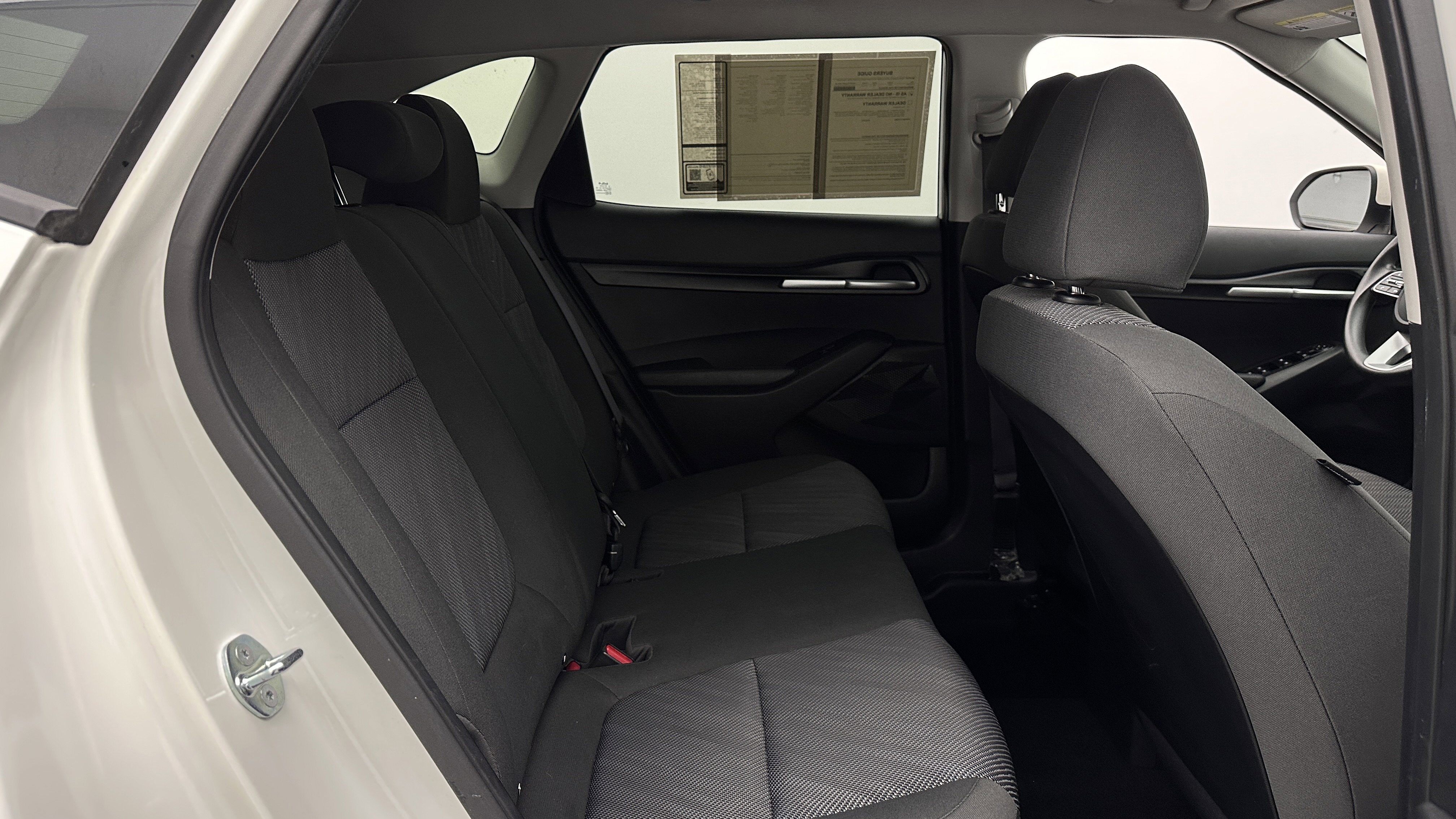 Used 2023 Kia Seltos LX AWD/4WD image 30