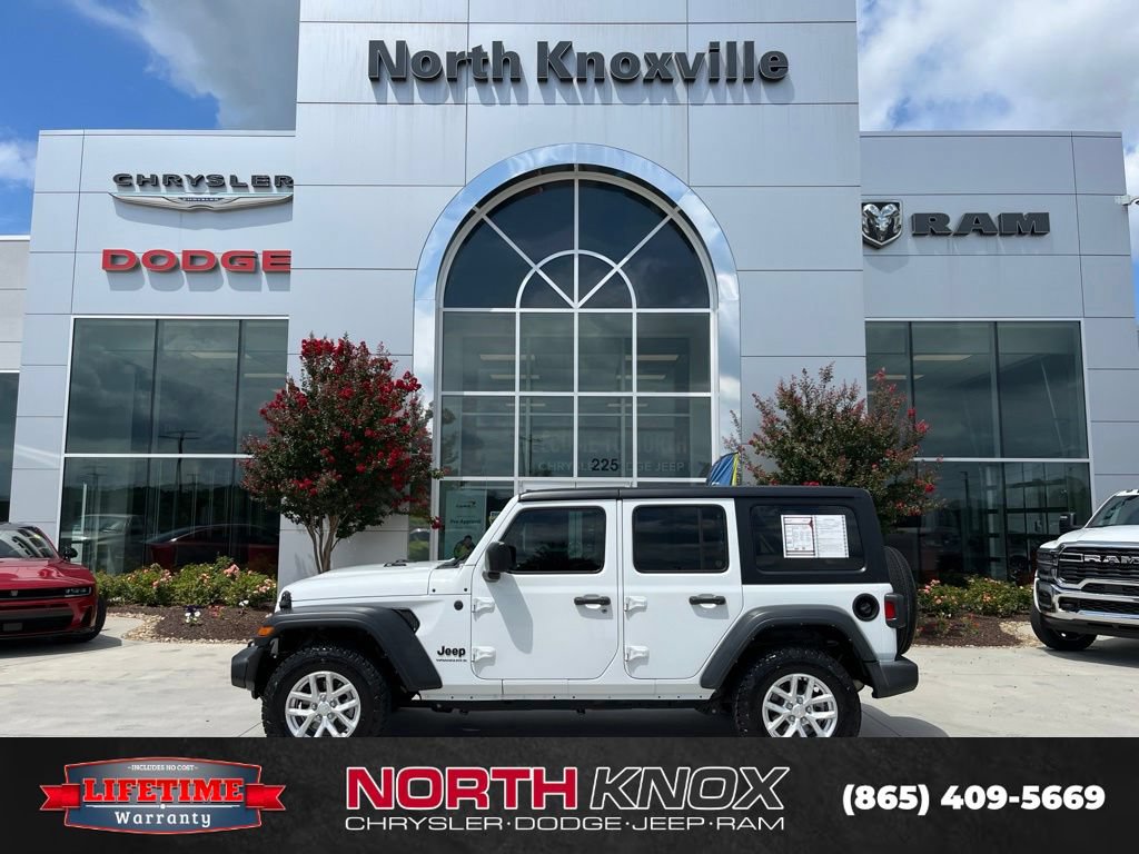 Used 2023 Jeep Wrangler Unlimited Sport AWD/4WD image 2