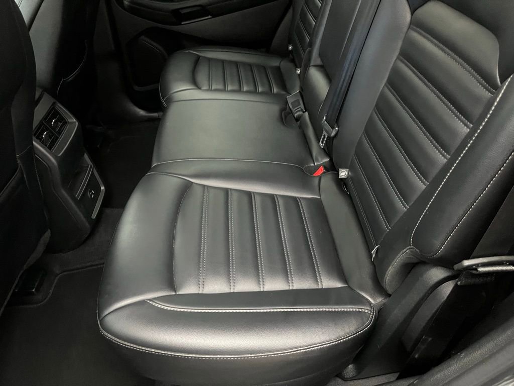 Used 2022 Ford Edge SEL image 33