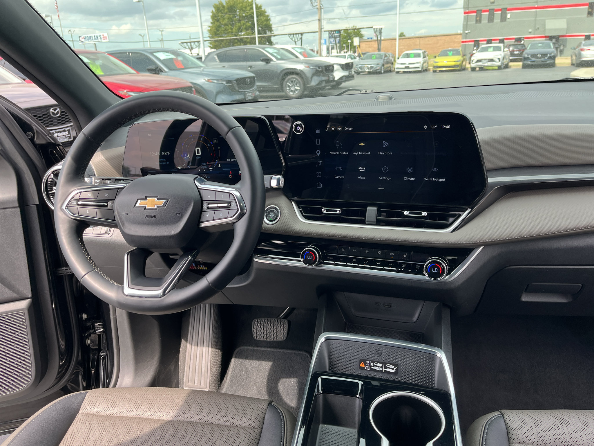 Used 2025 Chevrolet Equinox LT w/ Convenience Package II AWD/4WD image 50