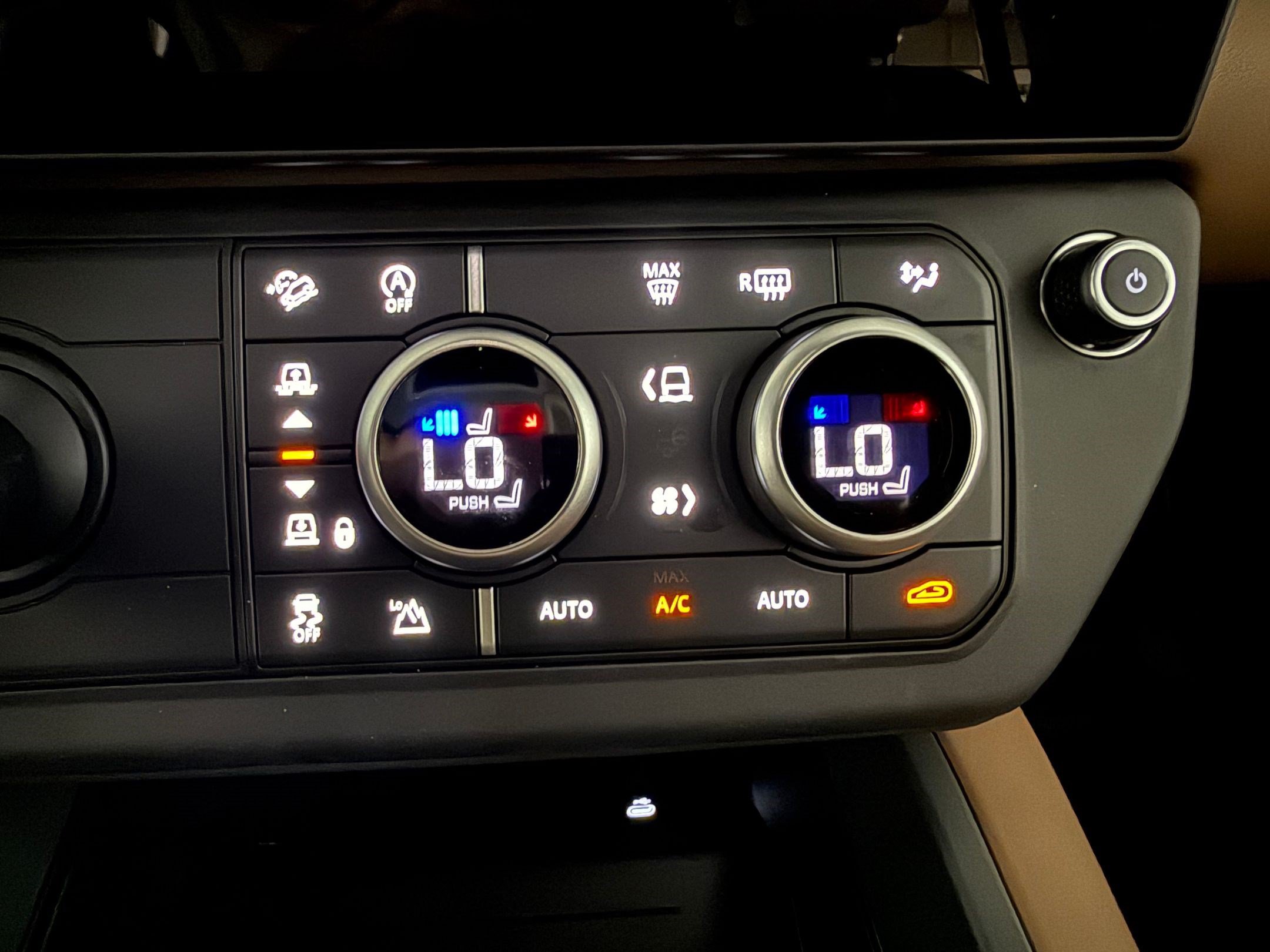 New 2026 Land Rover Defender 130 S AWD/4WD image 18