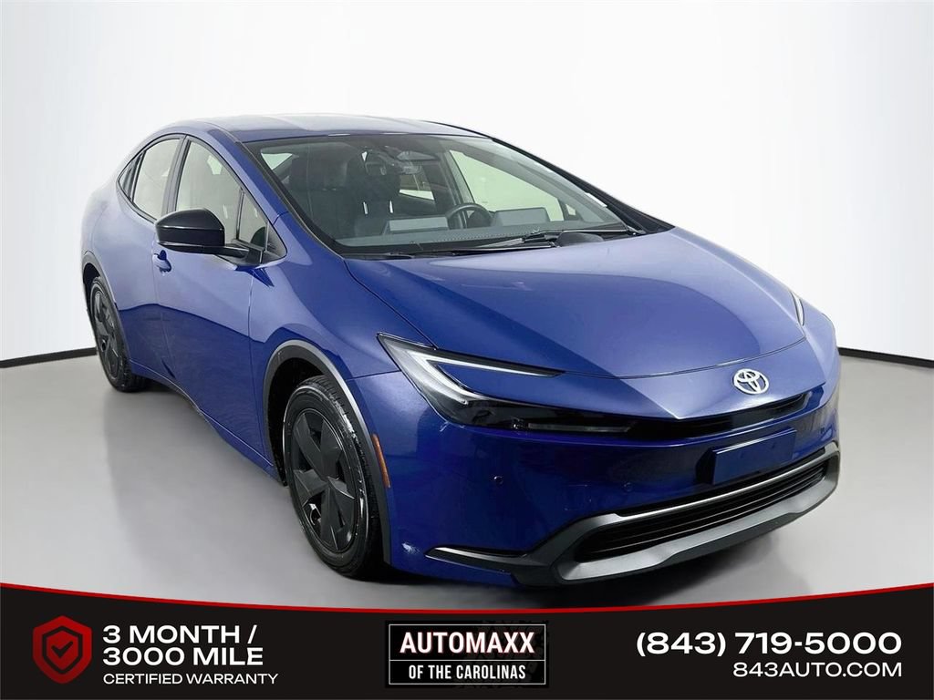 Used 2023 Toyota Prius LE FWD image 1