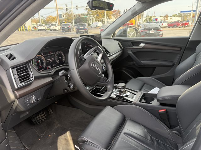 Used 2024 Audi Q5 e Premium Plus AWD/4WD image 4
