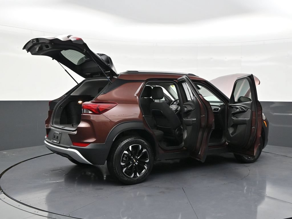 Used 2022 Chevrolet TrailBlazer LT FWD image 29