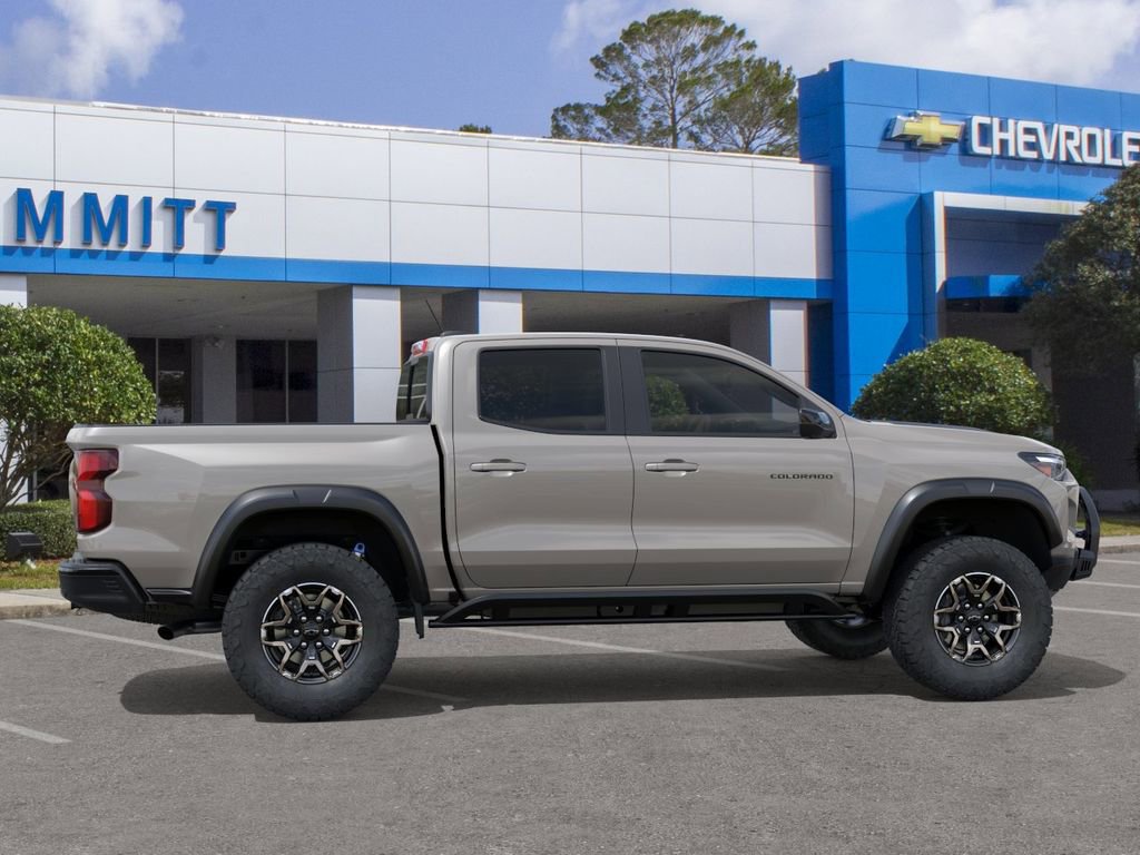 New 2026 Chevrolet Colorado ZR2 w/ Off-Road Front Bumper Package AWD/4WD image 5