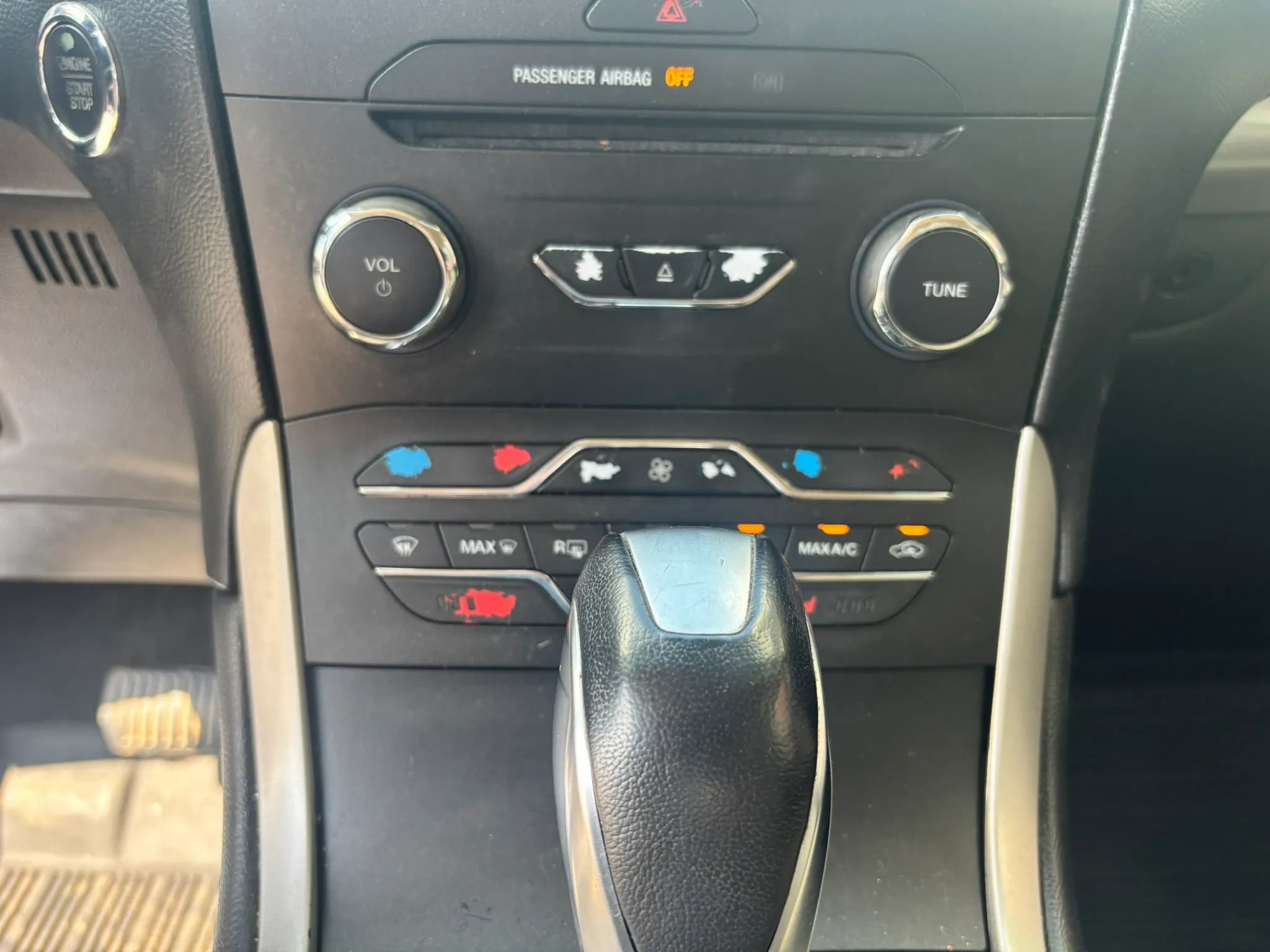 Used 2018 Ford Edge SEL w/ Equipment Group 201A AWD/4WD image 22