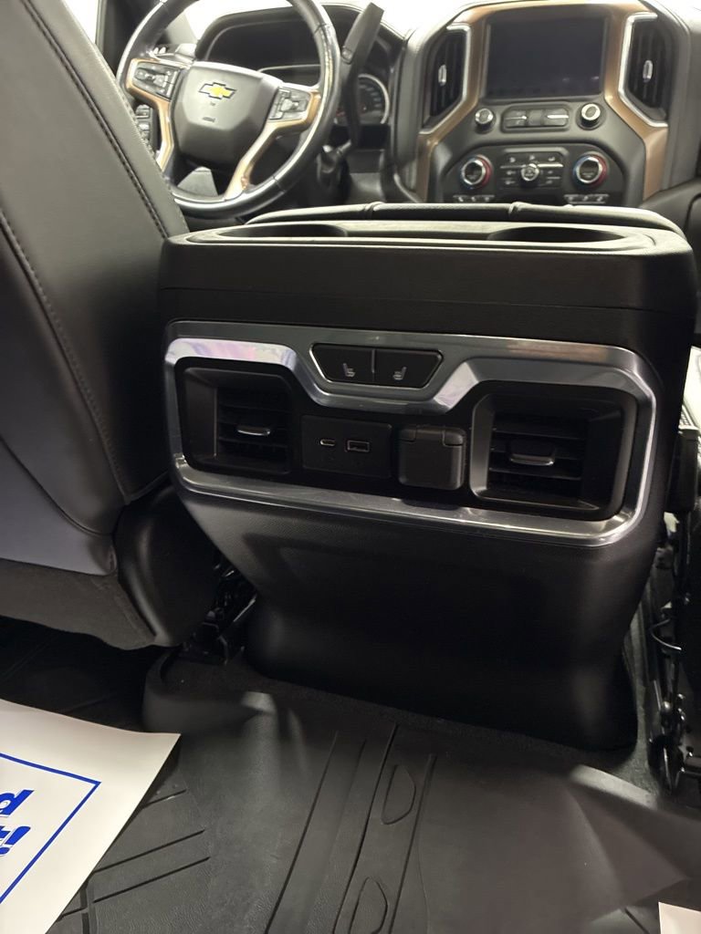 Used 2021 Chevrolet Silverado 1500 High Country w/ Technology Package image 26