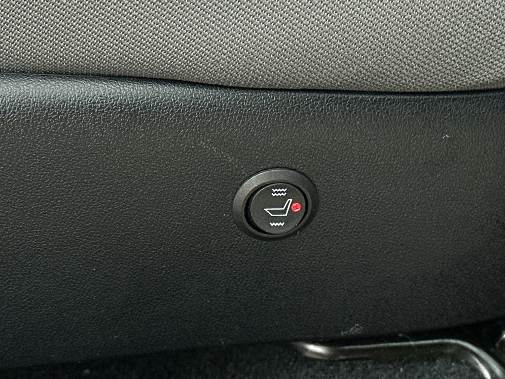 Used 2023 Toyota Tacoma SR5 w/ Technology Package image 11