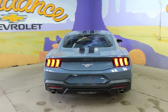 Used 2024 Ford Mustang Coupe RWD image 7