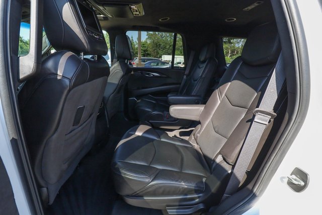Used 2016 Cadillac Escalade Platinum image 35
