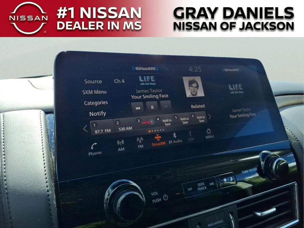 Used 2023 Nissan Armada SL w/ Captain's Chairs Package AWD/4WD image 17