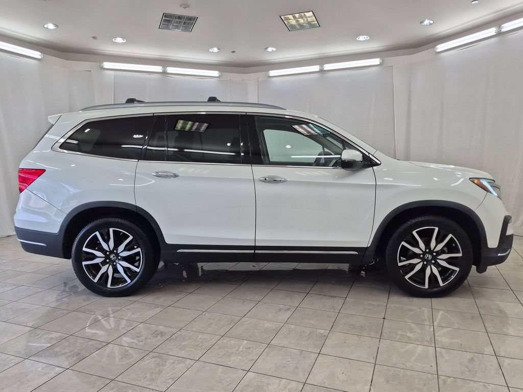 Used 2019 Honda Pilot Touring image 11