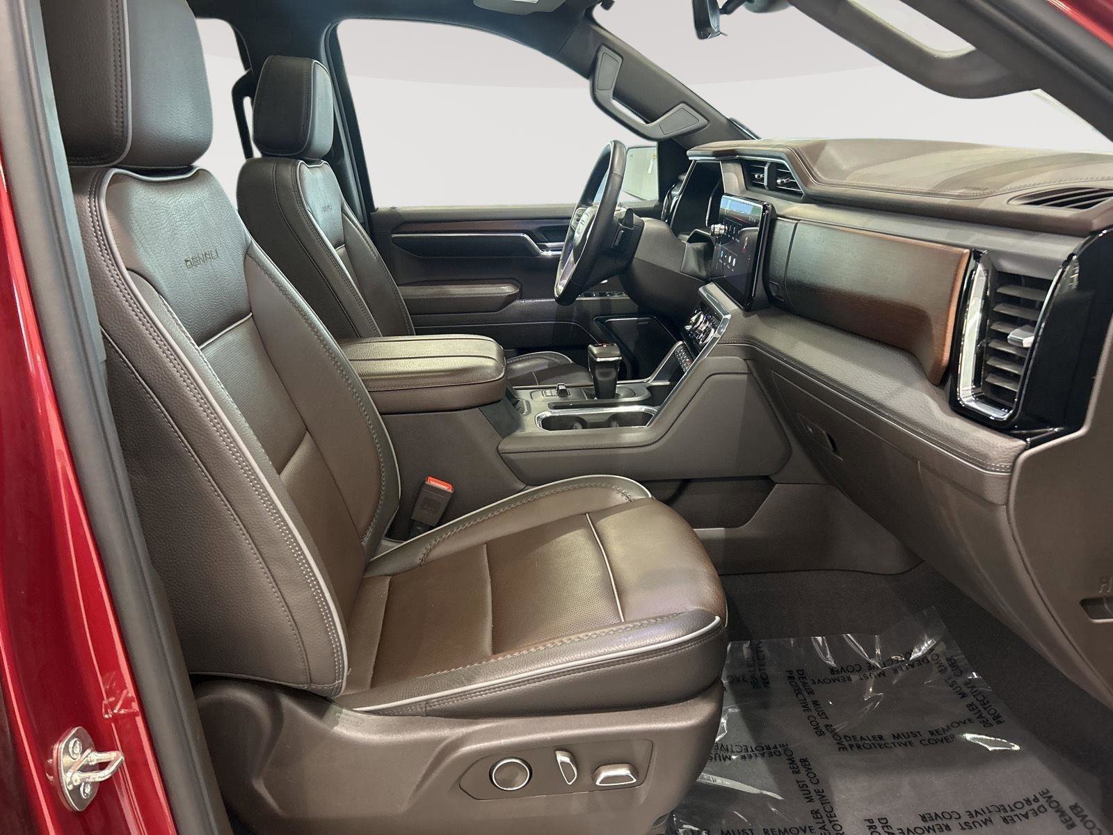 Used 2024 GMC Sierra 1500 Denali w/ Technology Package image 13