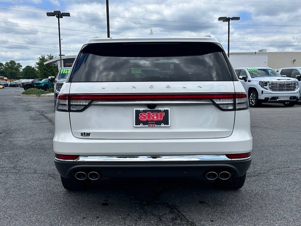 Used 2021 Lincoln Aviator Reserve w/ Elements Package Plus AWD/4WD image 9