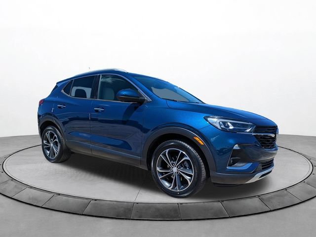 Used 2020 Buick Encore GX Essence w/ Advanced Technology Package FWD image 2
