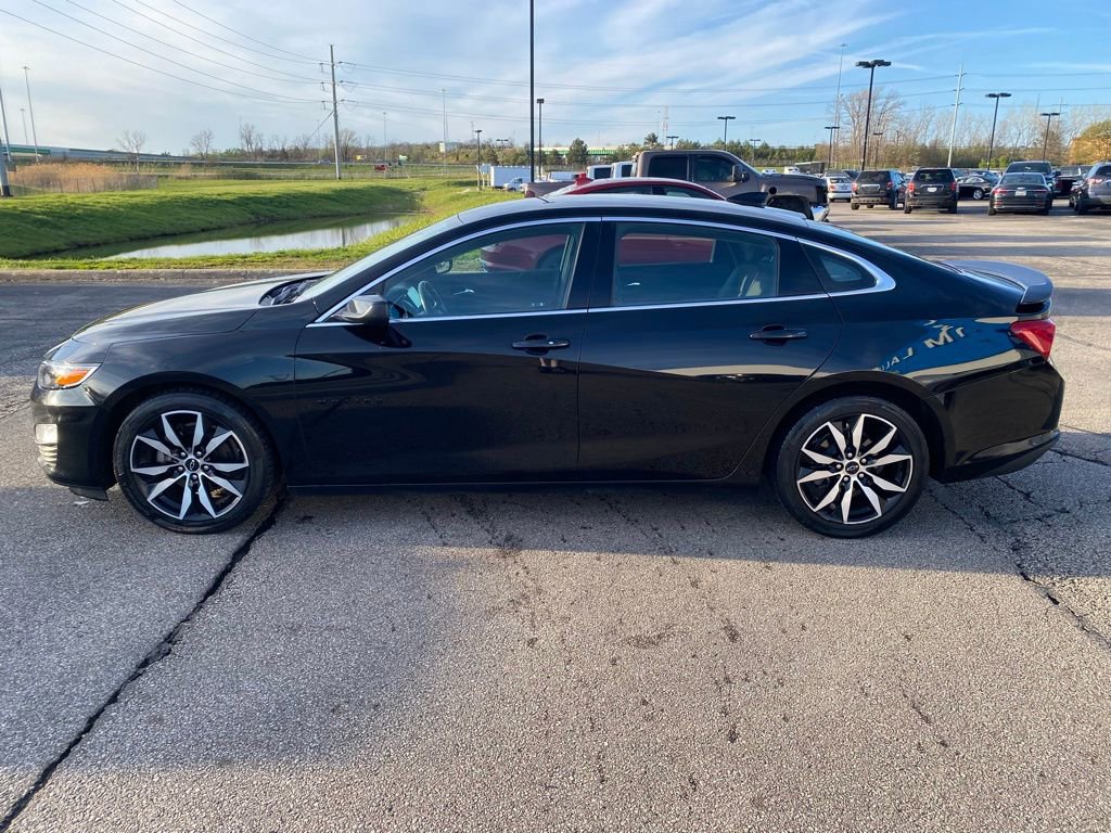 Used 2021 Chevrolet Malibu RS w/ LPO, Floor Liner Package FWD image 4