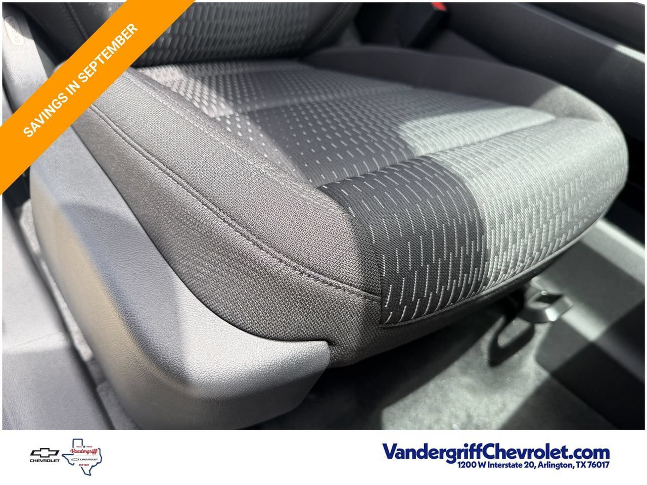 New 2027 Chevrolet Equinox LT w/ Safety and Technology Package FWD image 25