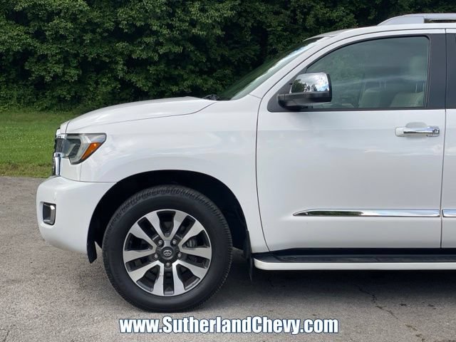 Used 2020 Toyota Sequoia Limited AWD/4WD image 10