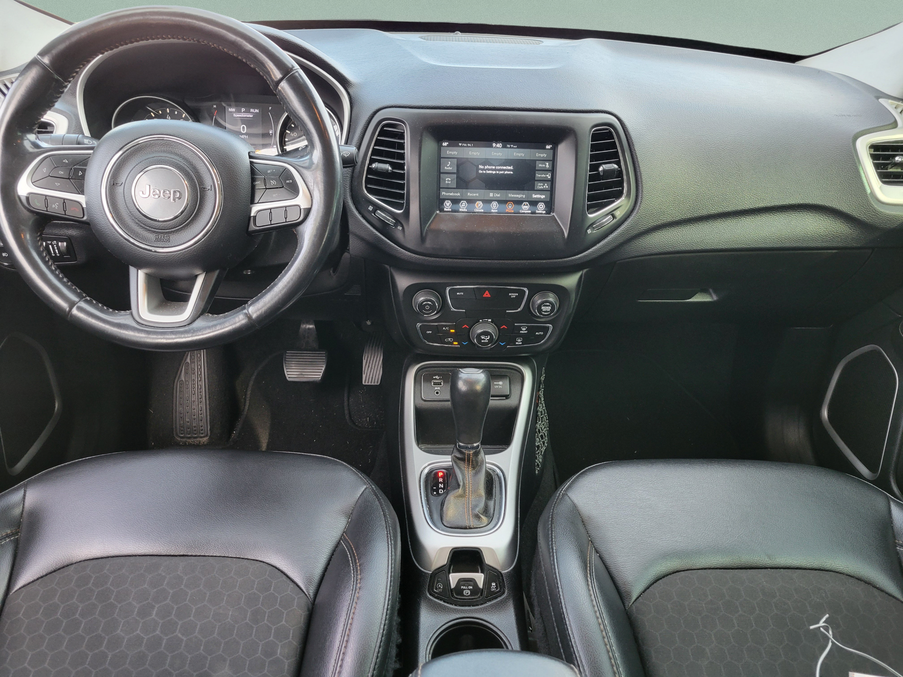 Used 2019 Jeep Compass Latitude FWD image 13