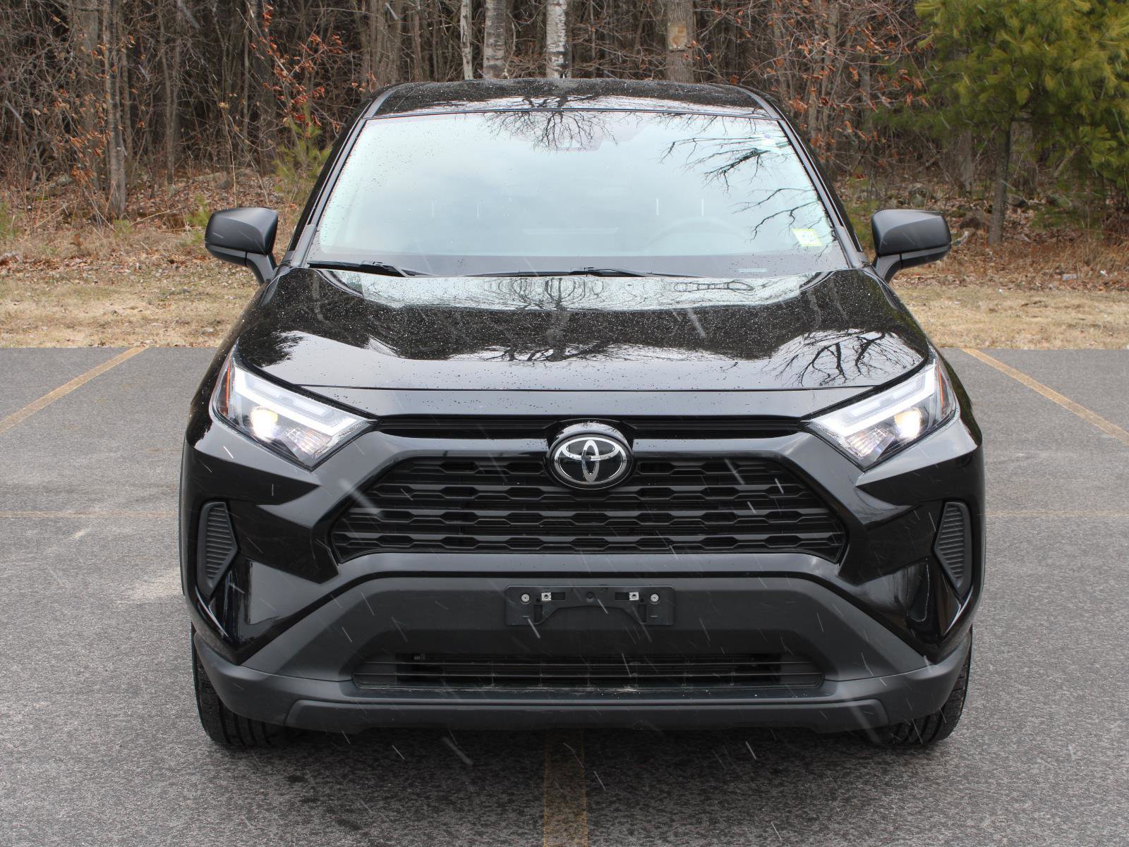 Used 2023 Toyota RAV4 LE image 2
