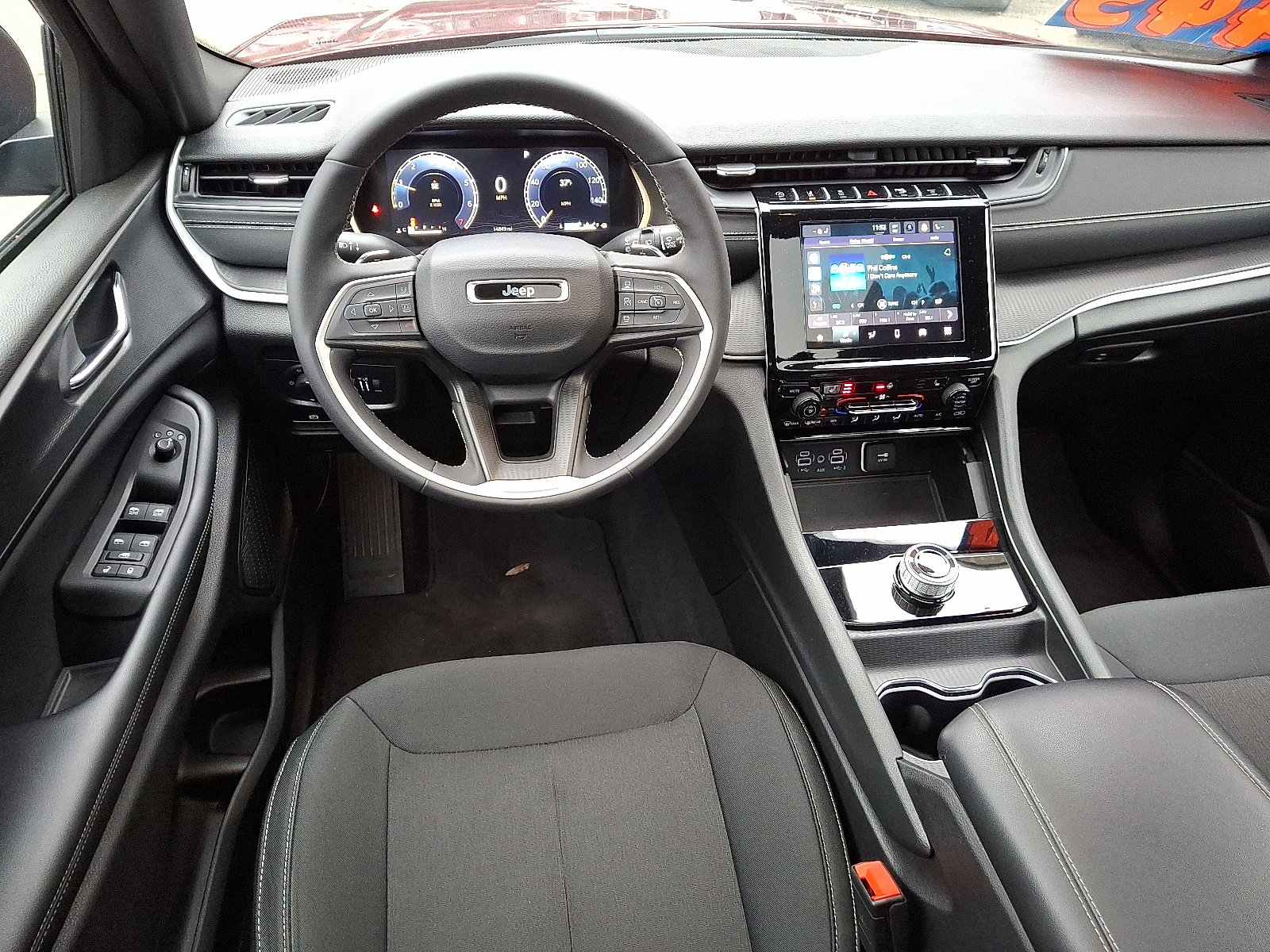 Certified 2024 Jeep Grand Cherokee L Laredo w/ Luxury Tech Group I image 13